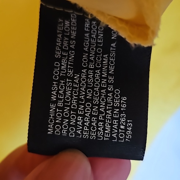 a.n.a. A New Approach Bright Yellow Jacket Size Medium - Picture 13 of 15